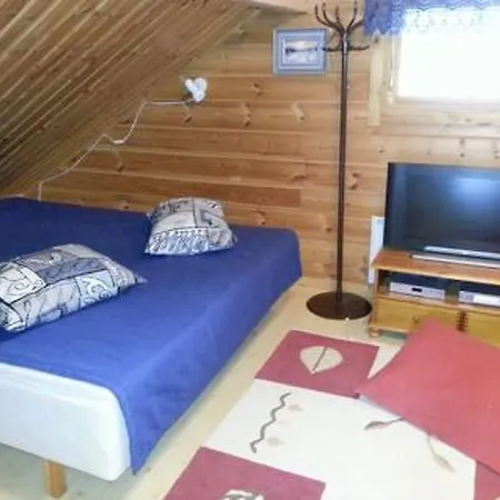 Holiday Annabella A Тахковуори